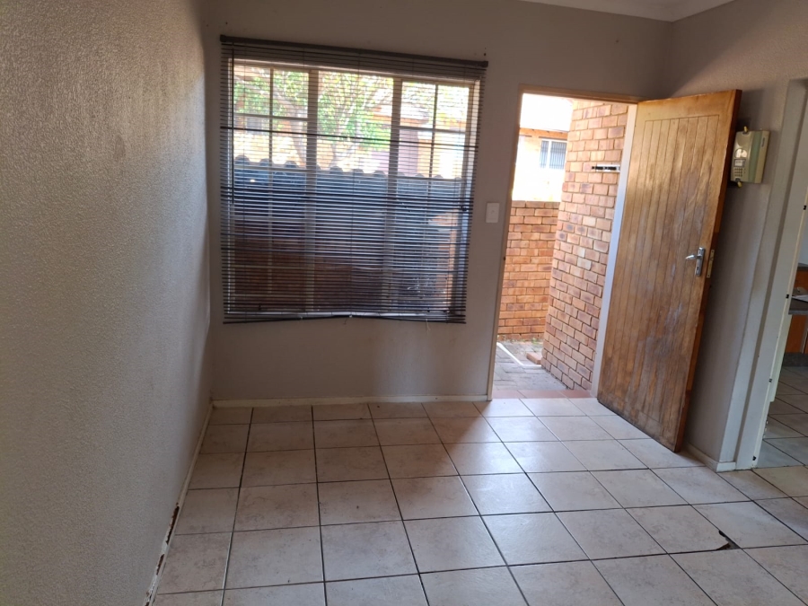 3 Bedroom Property for Sale in Safari Gardens North West